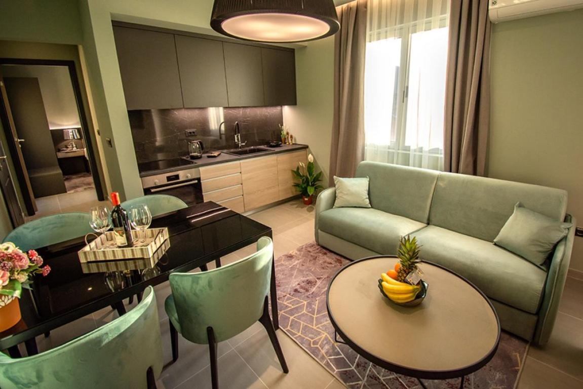 Garni Hotel Kruso Herceg Novi Eksteriør billede