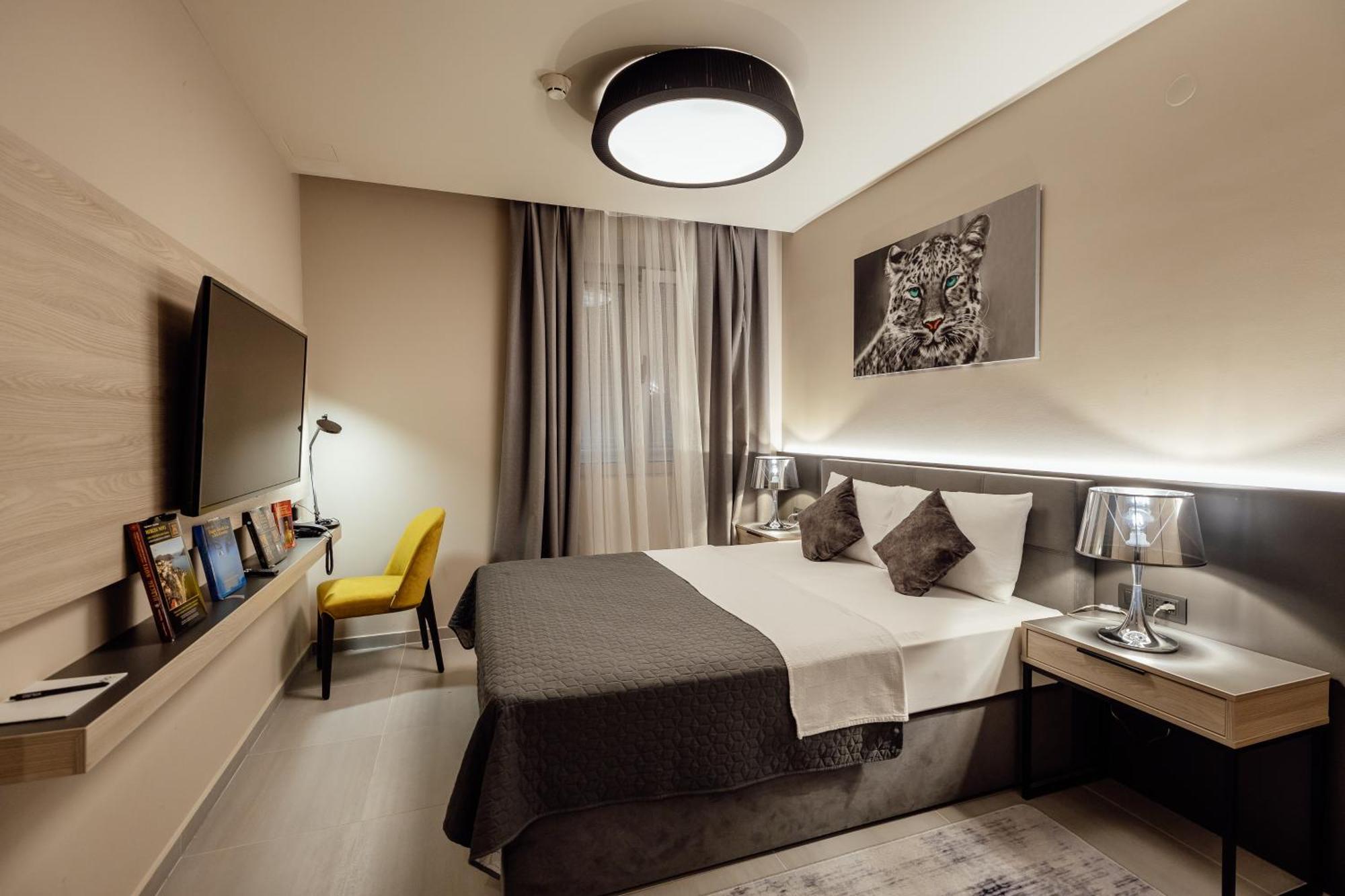 Garni Hotel Kruso Herceg Novi Eksteriør billede