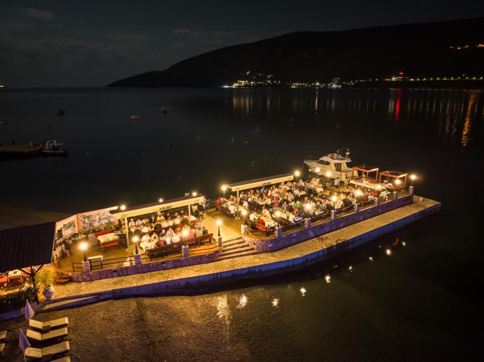 Garni Hotel Kruso Herceg Novi Eksteriør billede