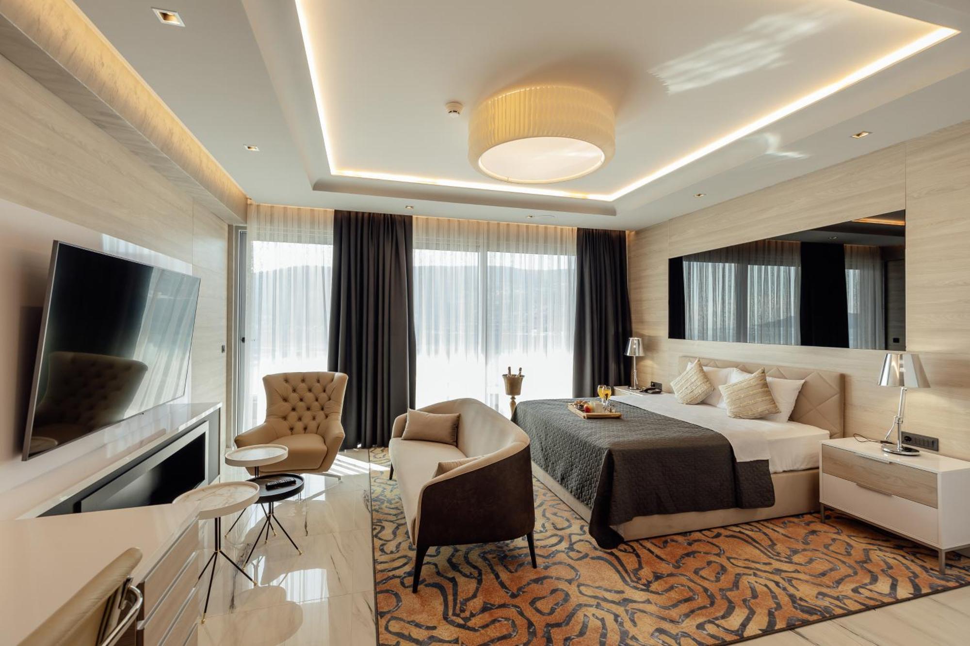 Garni Hotel Kruso Herceg Novi Eksteriør billede