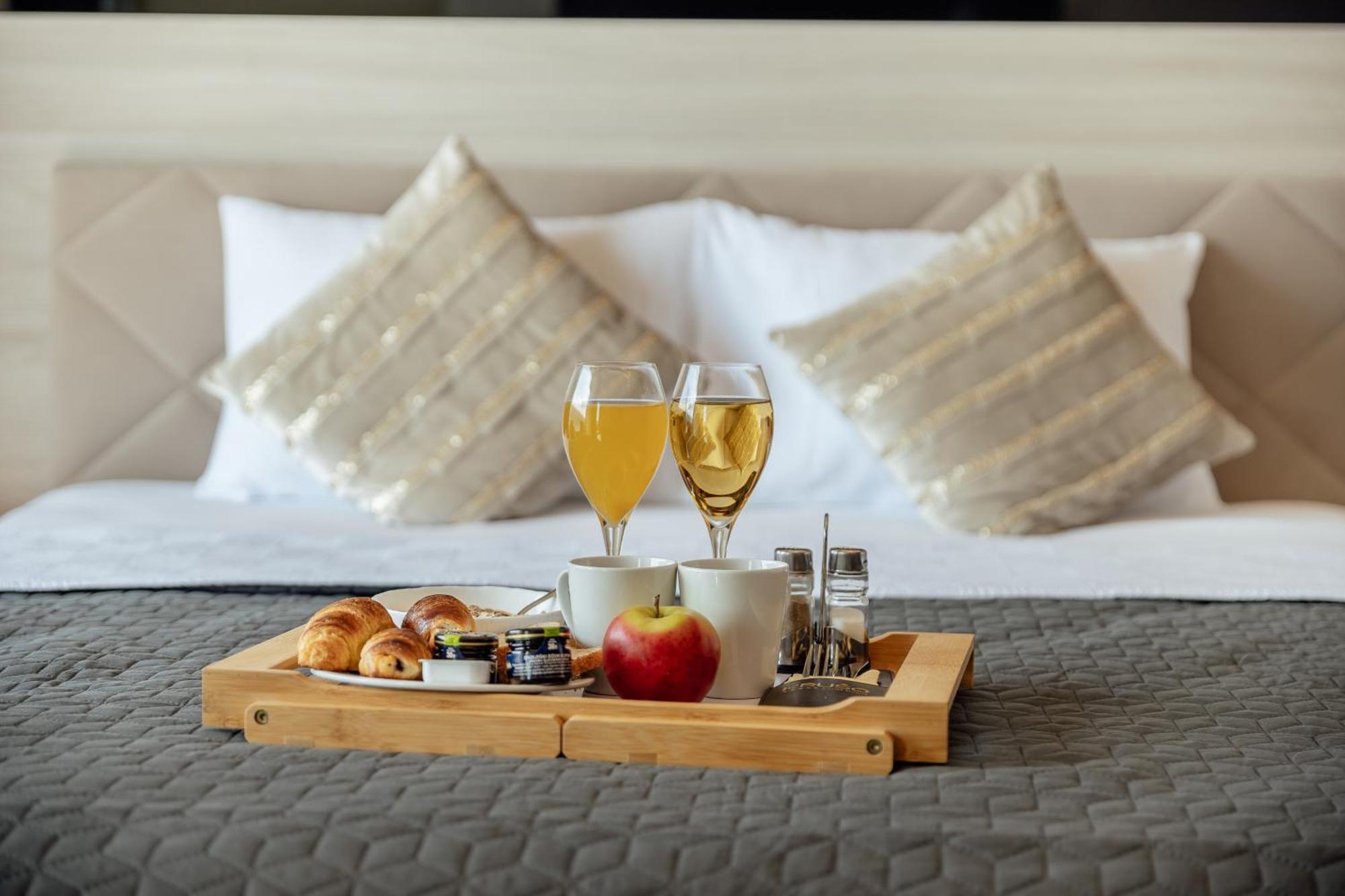 Garni Hotel Kruso Herceg Novi Eksteriør billede